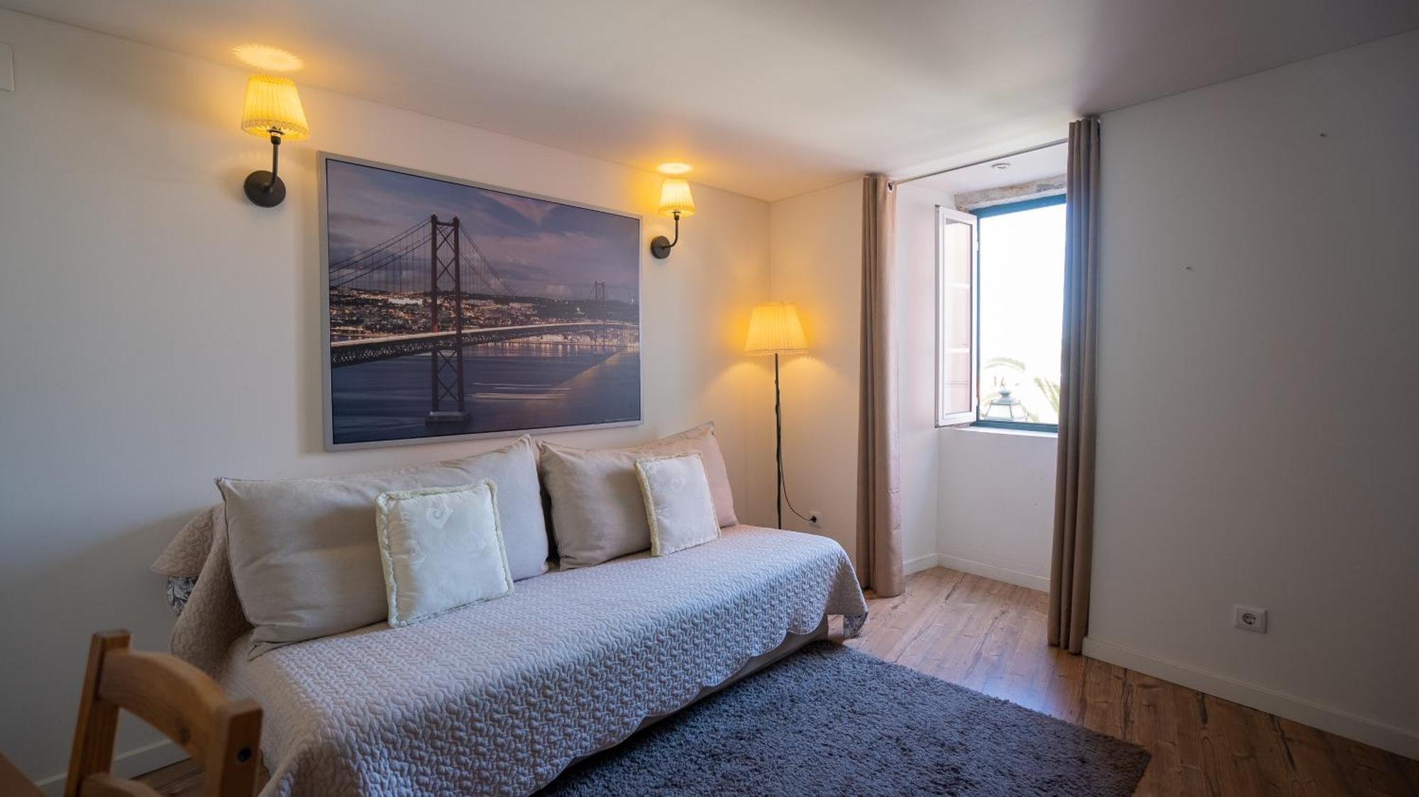 Alfama River View *